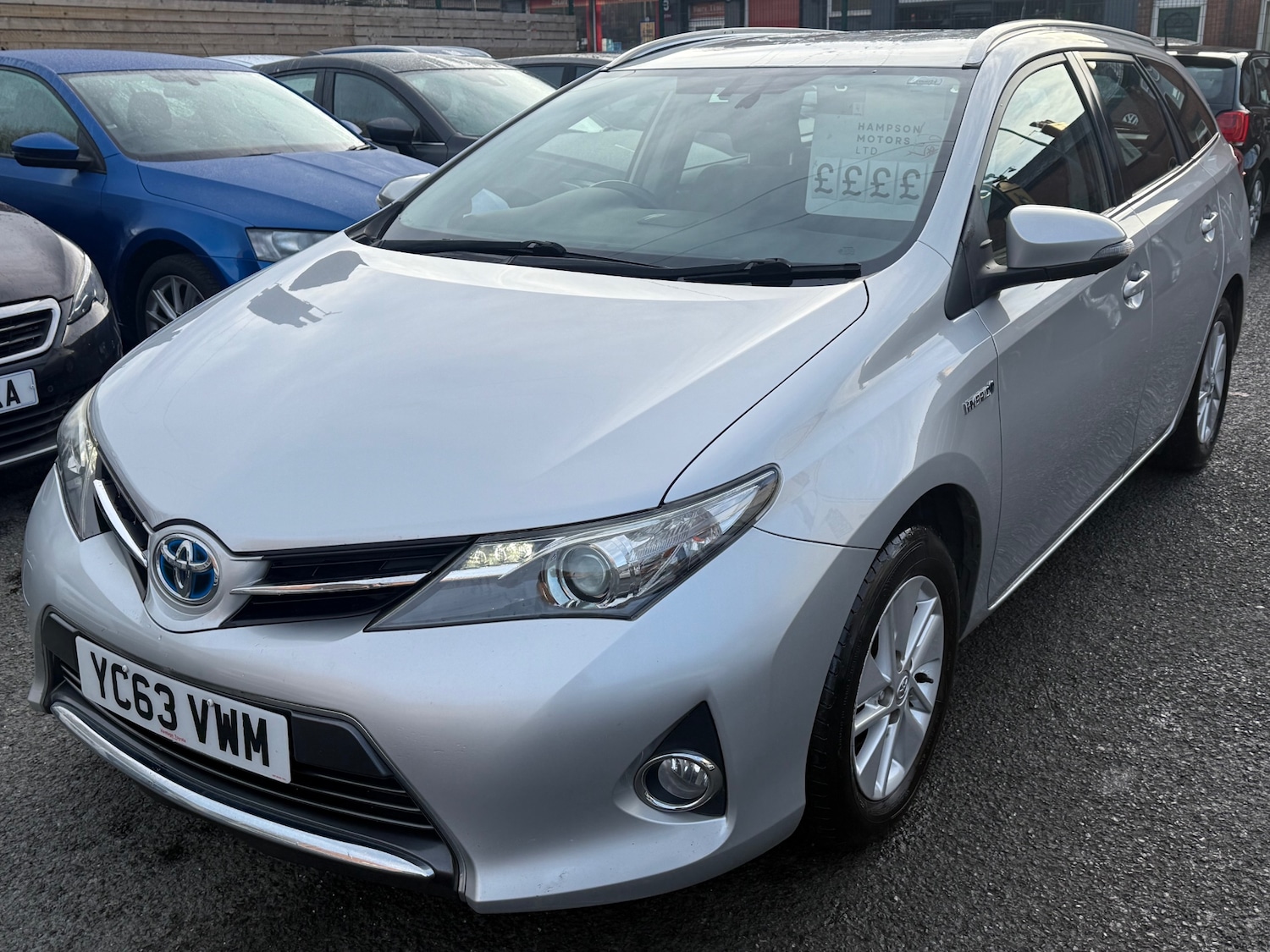 Used Toyota Auris 2013 for sale - 76908301: Photo 2