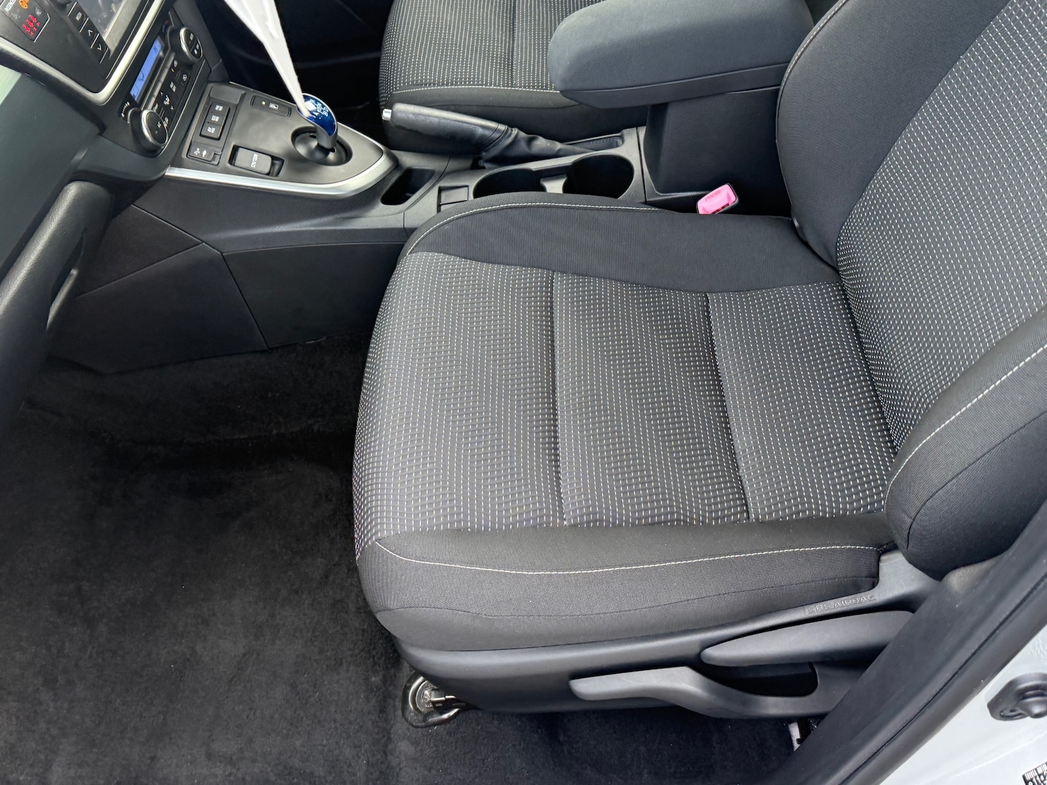 Used Toyota Auris 2013 for sale - 76908301: Photo 27