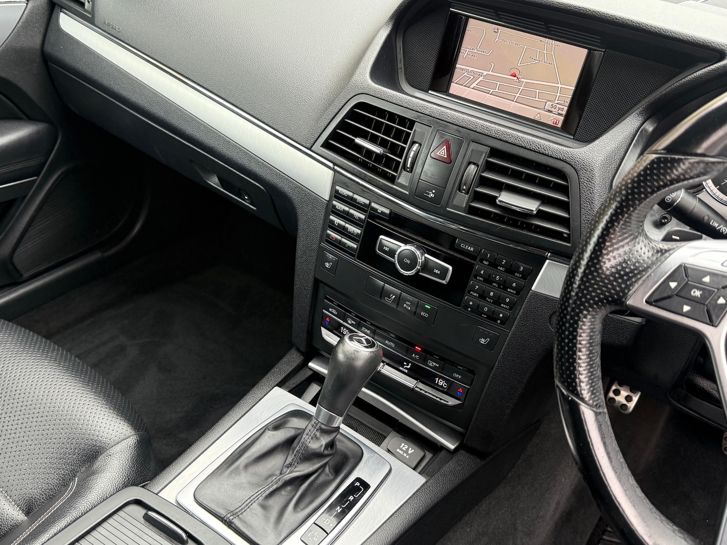 Used Mercedes-Benz E Class 2012 for sale - 76415005: Photo 6