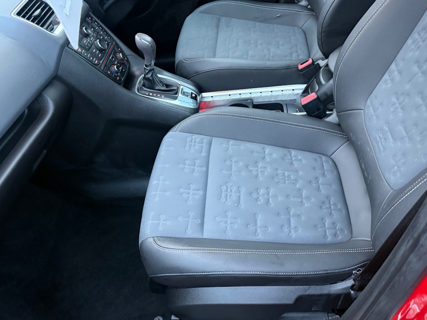 Used Vauxhall Meriva 2013 for sale - 76652782: Photo 30