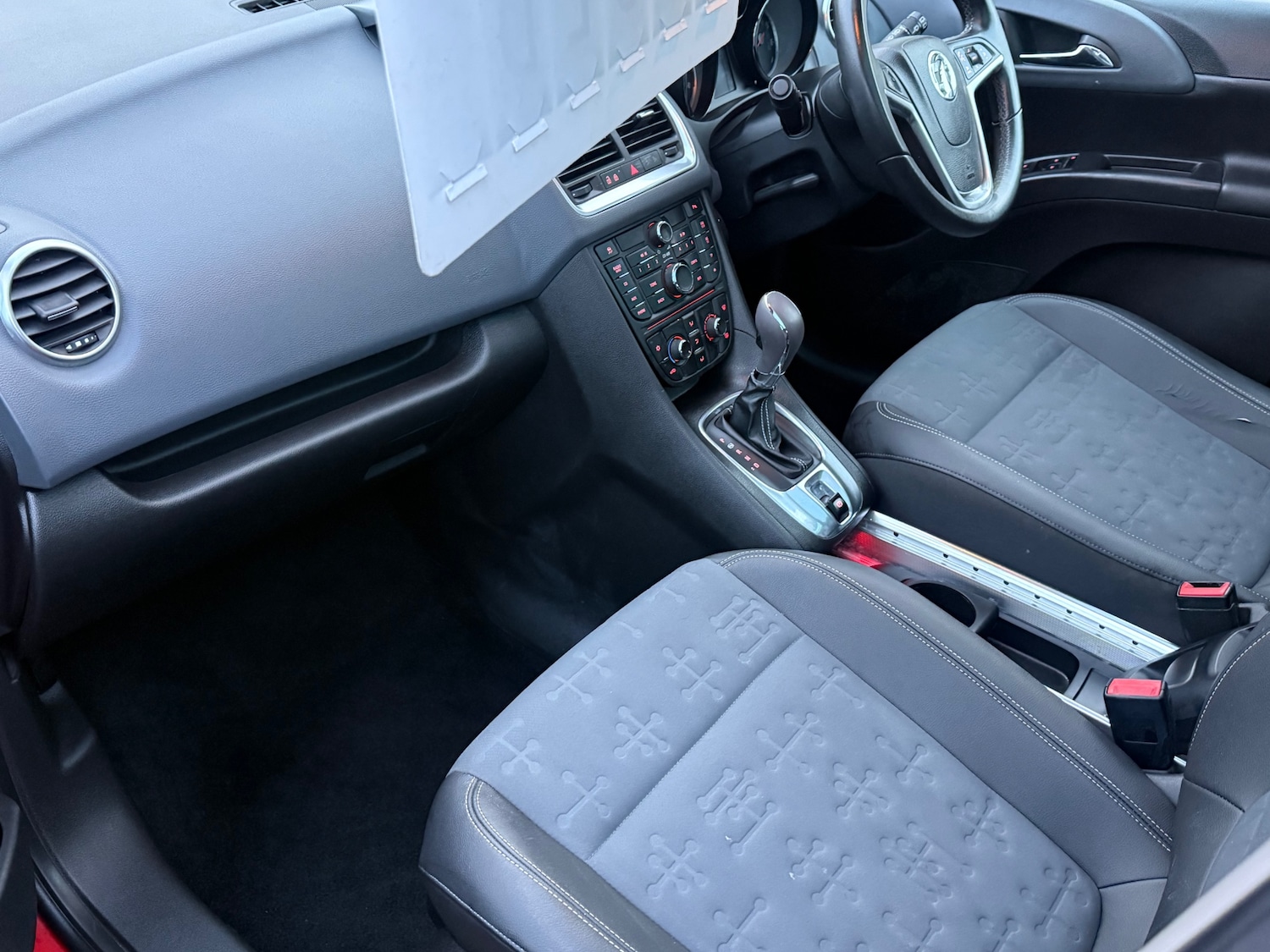 Used Vauxhall Meriva 2013 for sale - 76652782: Photo 32