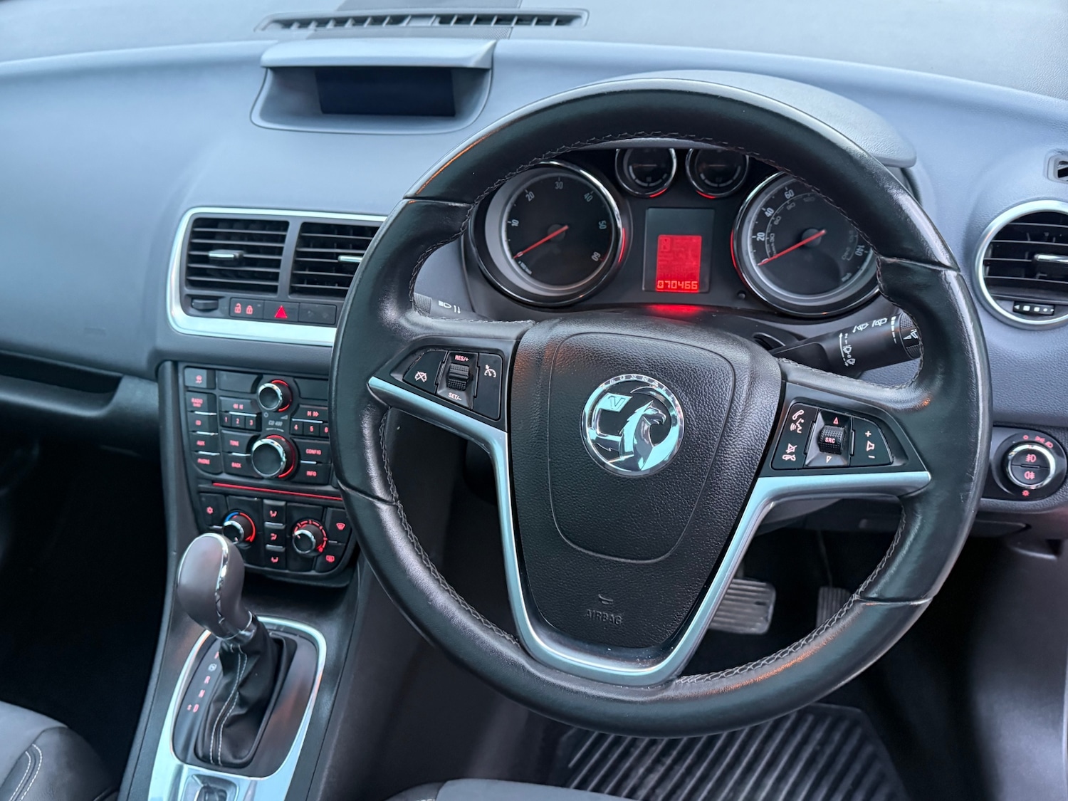 Used Vauxhall Meriva 2013 for sale - 76652782: Photo 5