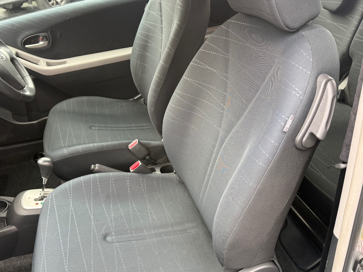 Used Toyota Yaris 2008 for sale - 77339505: Photo 7