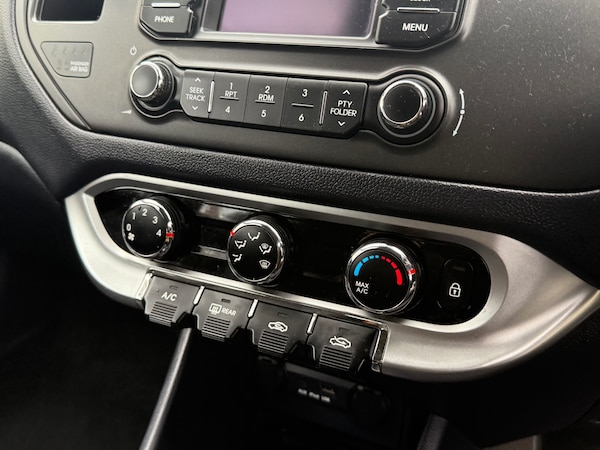 Used Kia Rio 2013 for sale - 76134456: Photo 24
