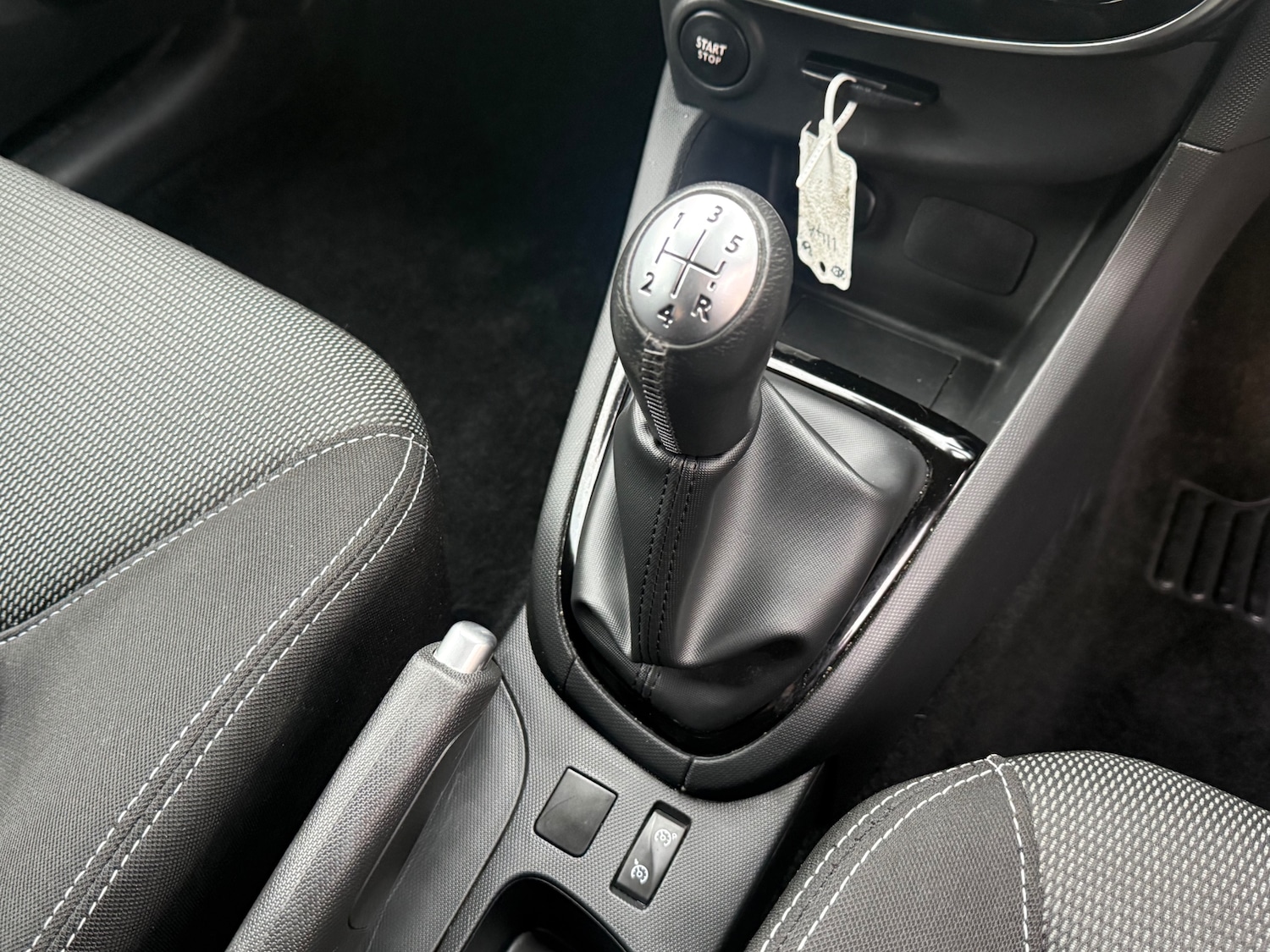 Used Renault Clio 2015 for sale - 77260784: Photo 25