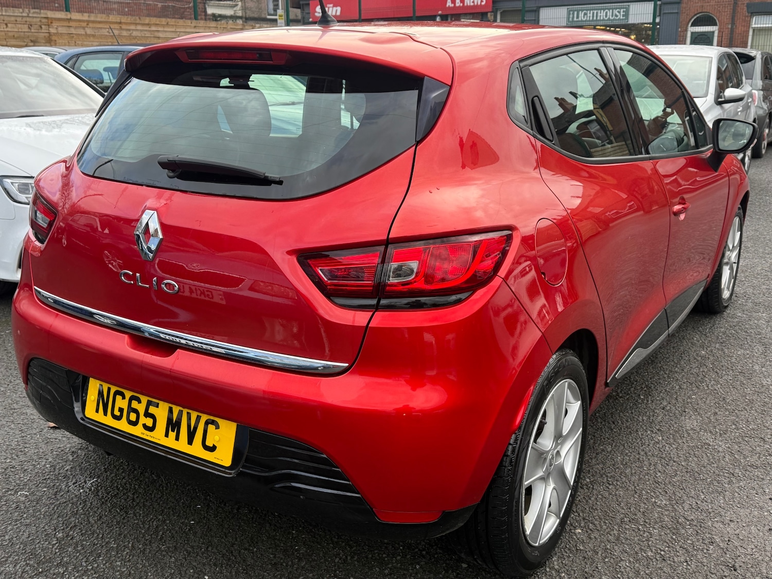 Used Renault Clio 2015 for sale - 77260784: Photo 3