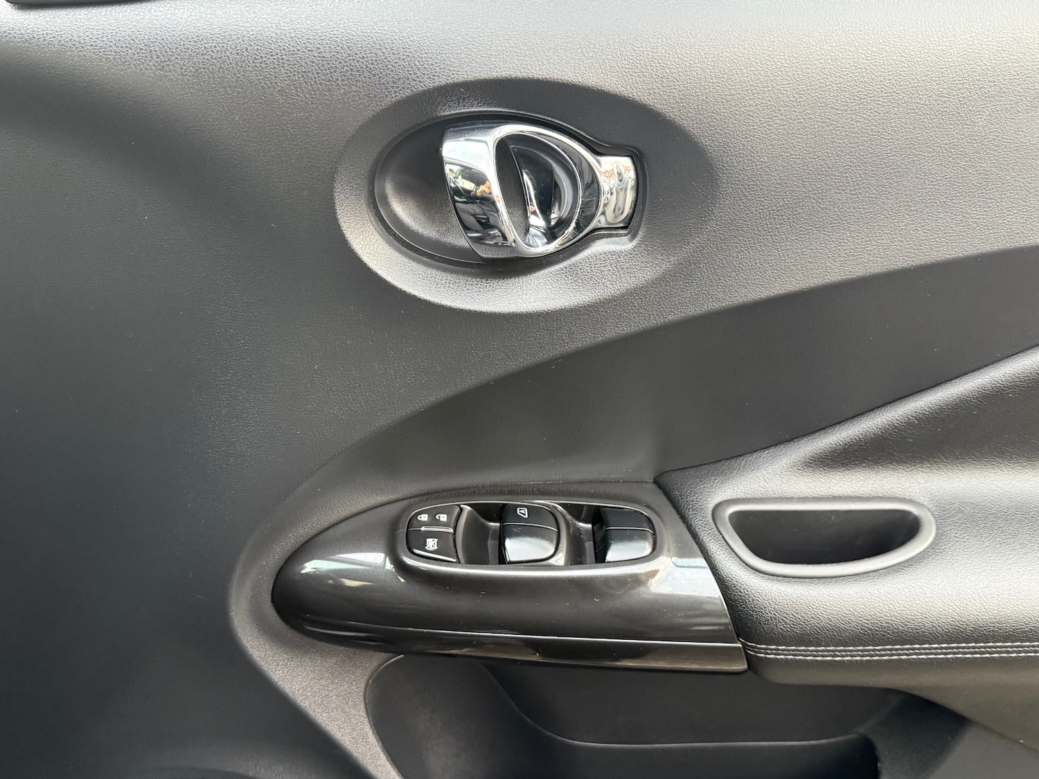 Used Nissan Juke 2018 for sale - 76736511: Photo 29