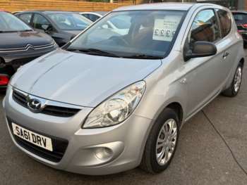 Used Hyundai i20 2011 for sale - 74665361: Photo