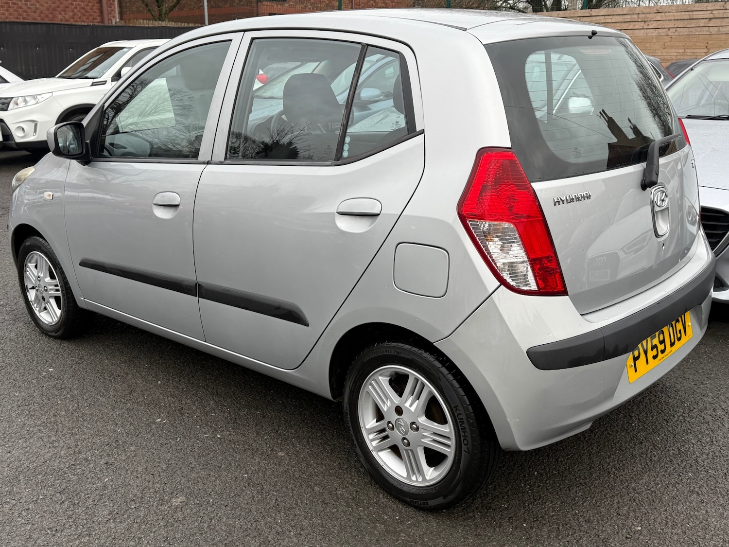 Used Hyundai i10 2009 for sale - 77136184: Photo 8