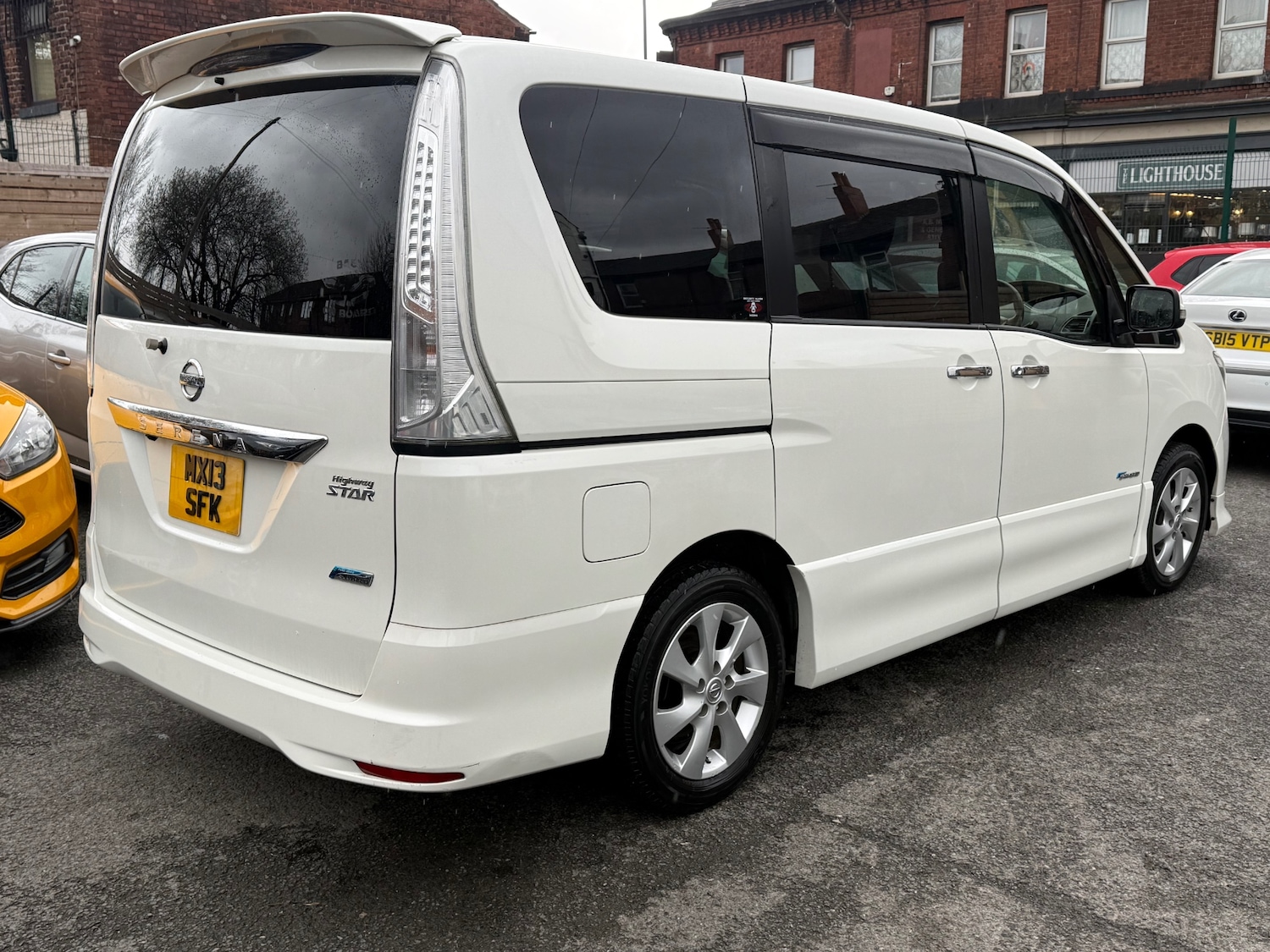Used Nissan Serena 2024 for sale - 78071025: Photo 11