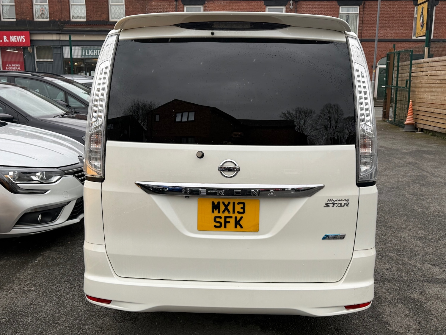 Used Nissan Serena 2024 for sale - 78071025: Photo 14