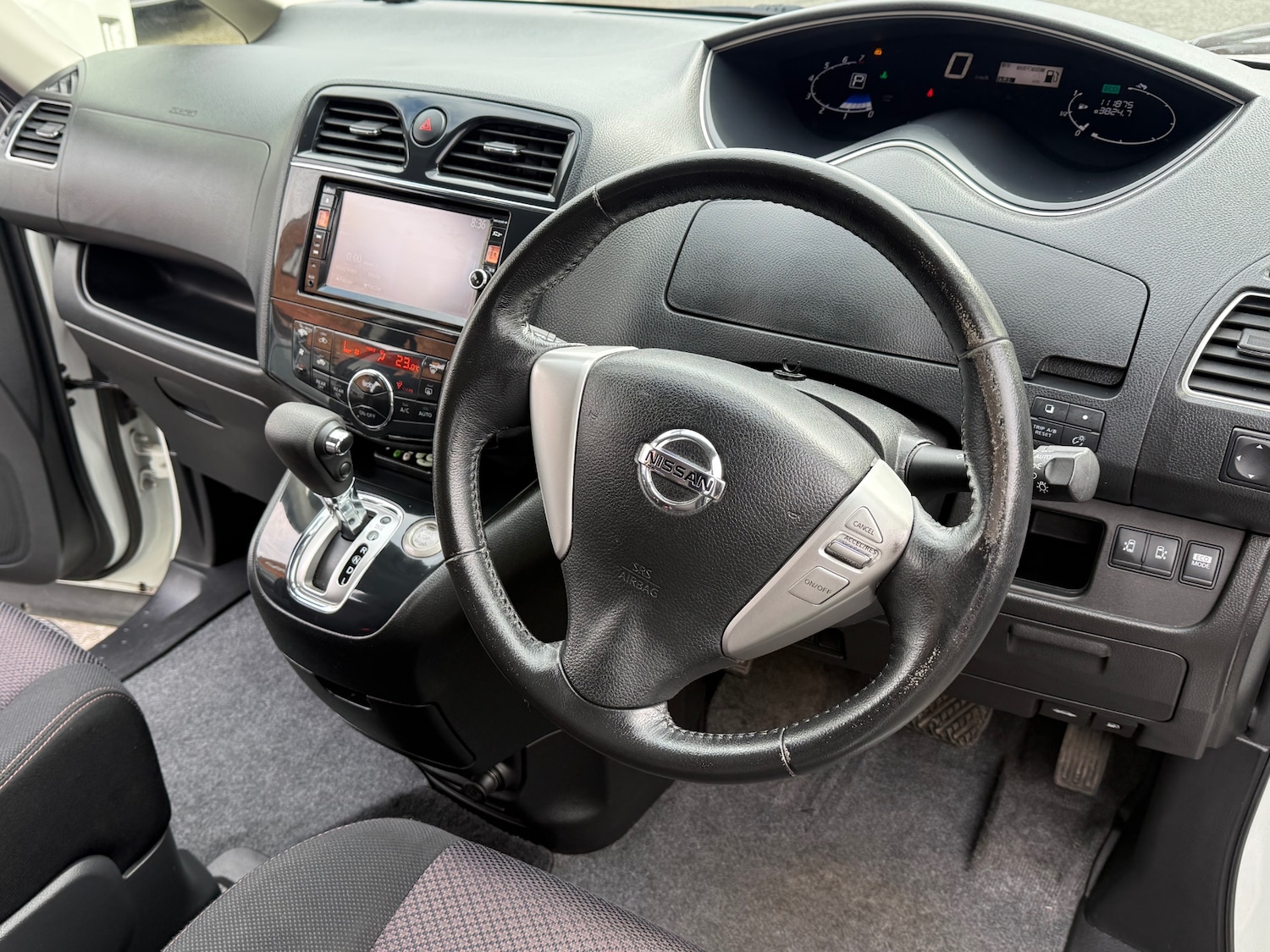 Used Nissan Serena 2024 for sale - 78071025: Photo 5