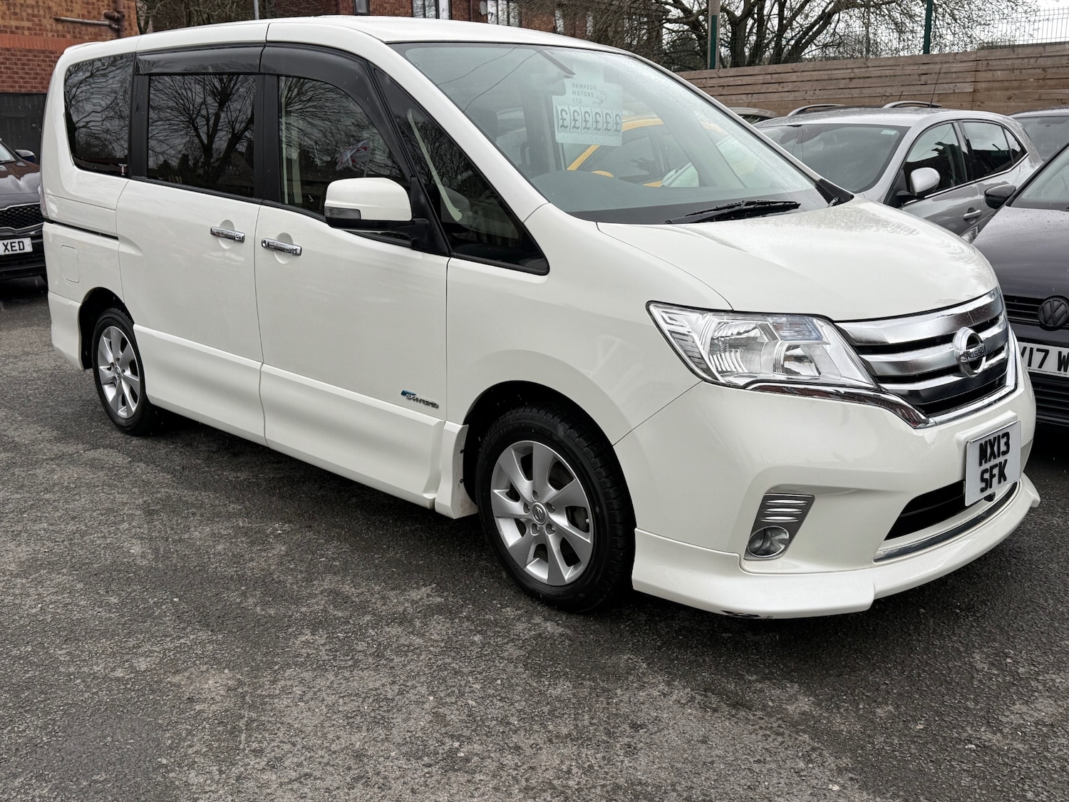 Used Nissan Serena 2024 for sale - 78071025: Photo 9