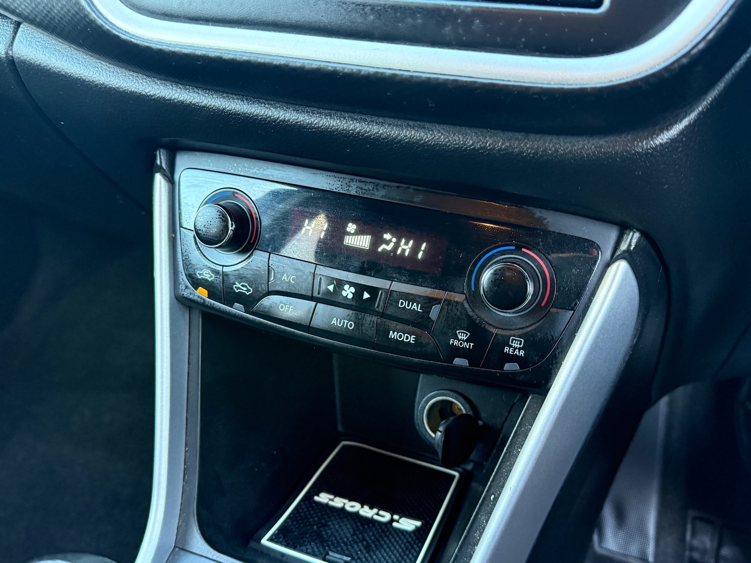 Used Suzuki SX4 S-Cross 2014 for sale - 76693848: Photo 24