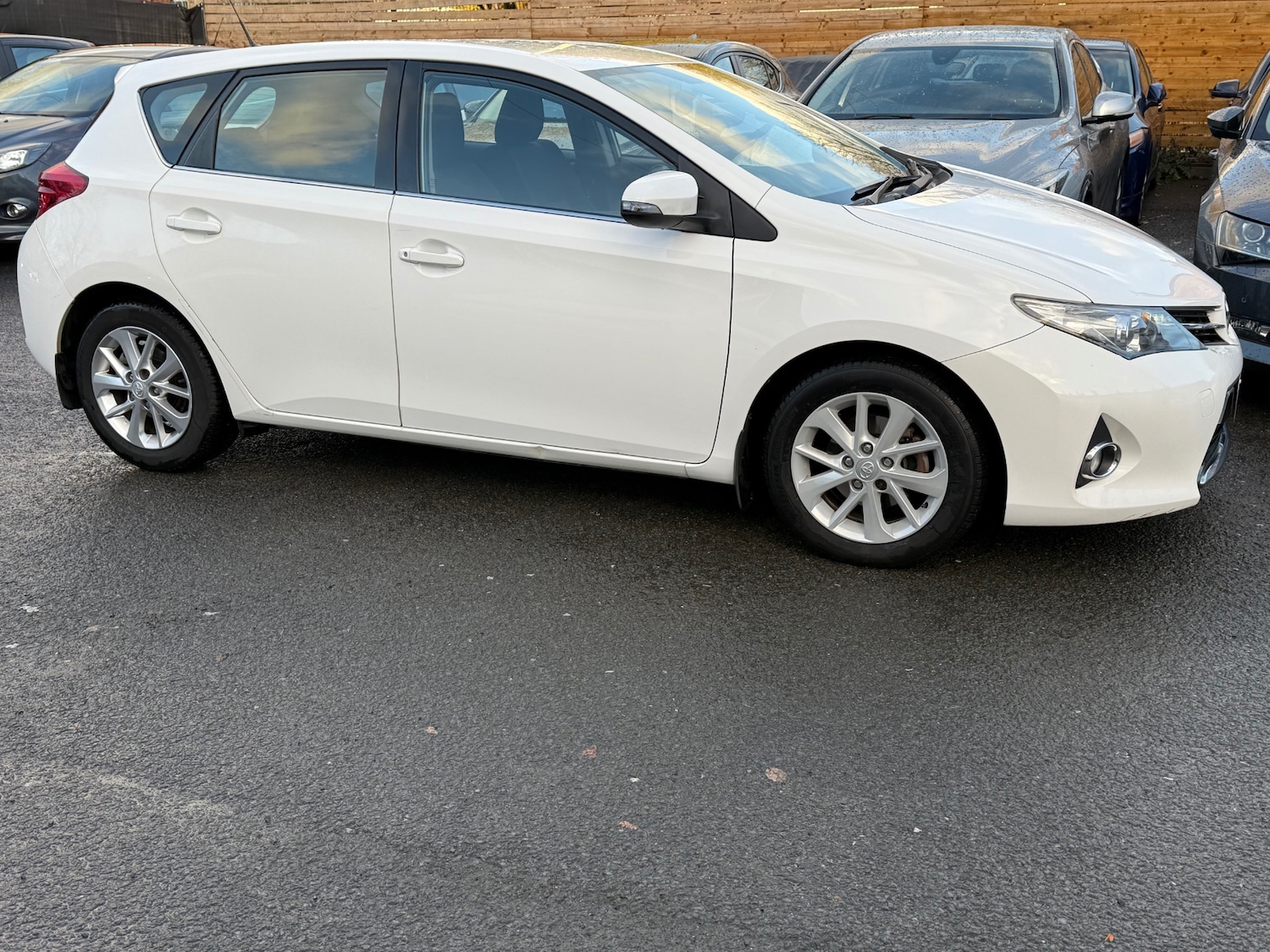 Used Toyota Auris 2013 for sale - 76739183: Photo 11