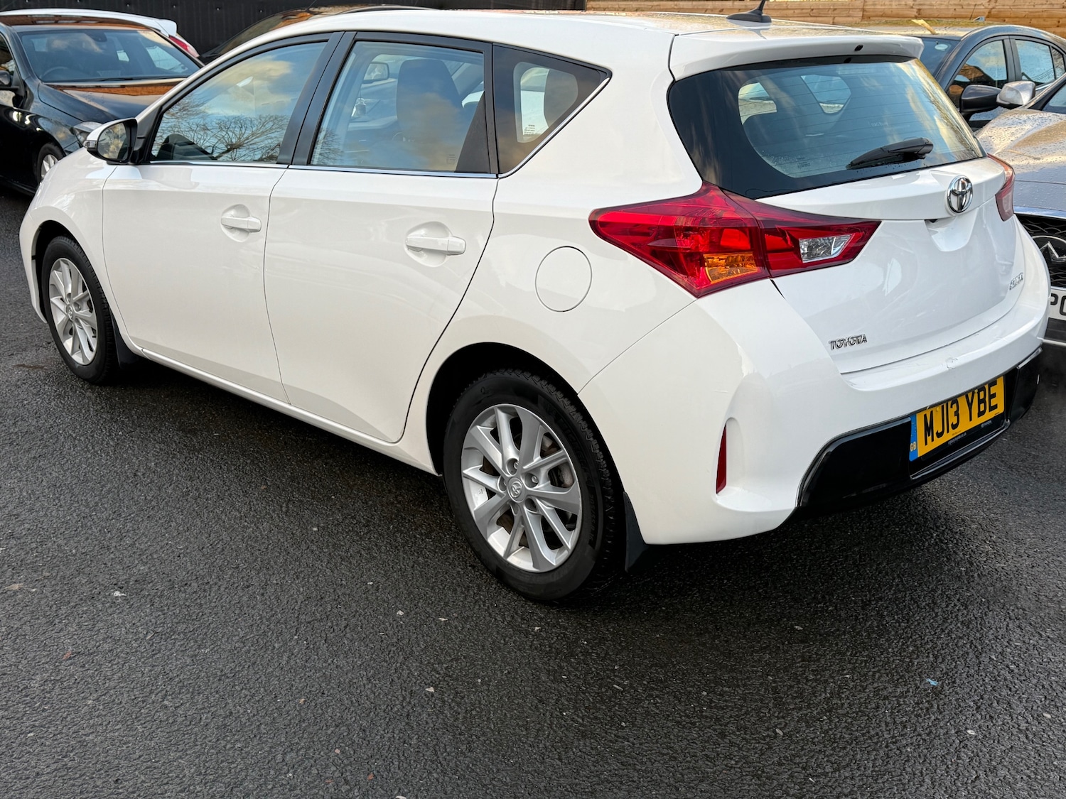 Used Toyota Auris 2013 for sale - 76739183: Photo 8