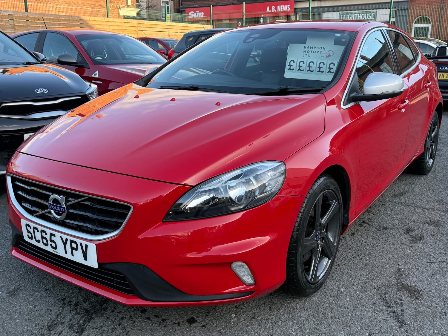 Used Volvo V40 2016 for sale - 77890531: Photo 2