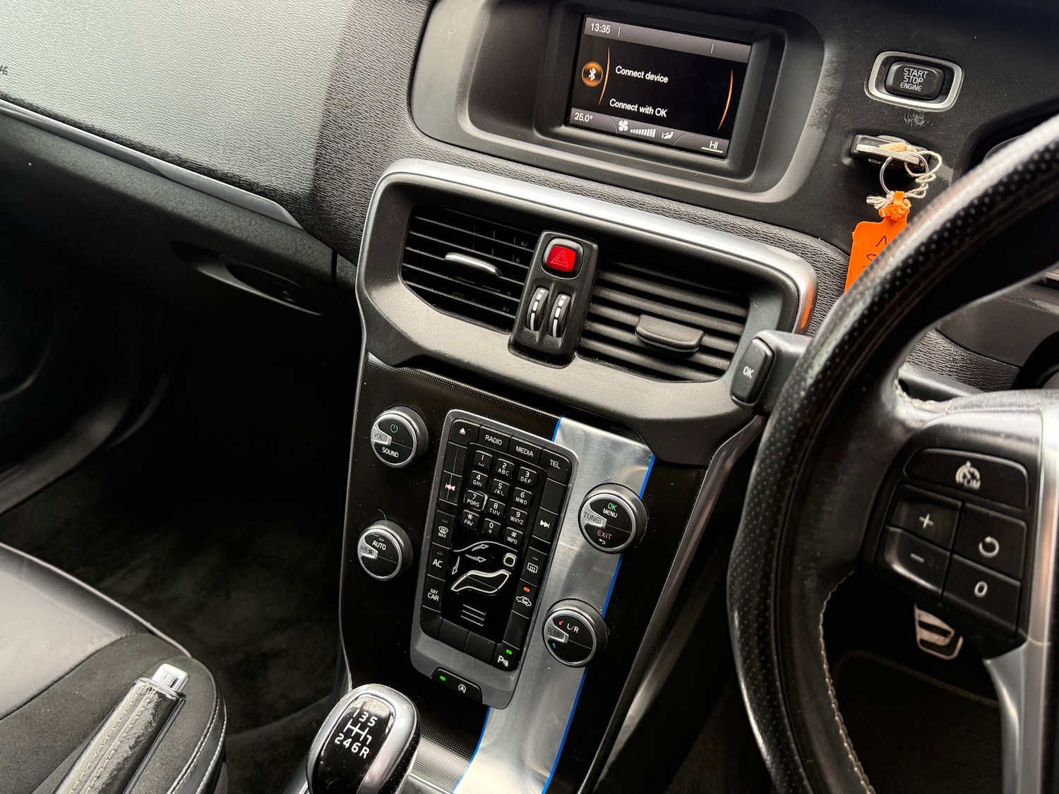 Used Volvo V40 2016 for sale - 77890531: Photo 22