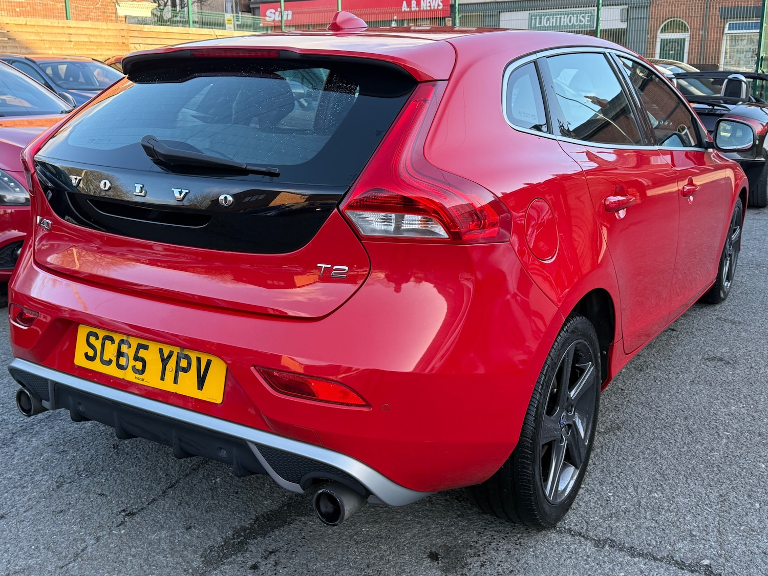 Used Volvo V40 2016 for sale - 77890531: Photo 3