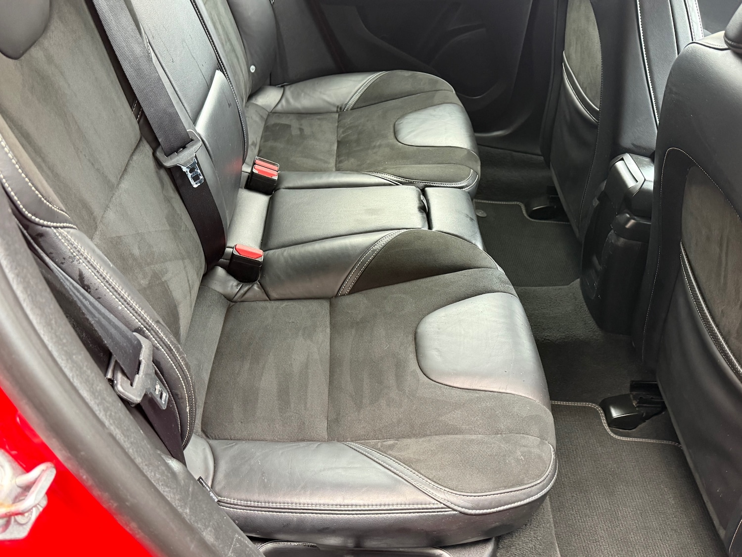 Used Volvo V40 2016 for sale - 77890531: Photo 31