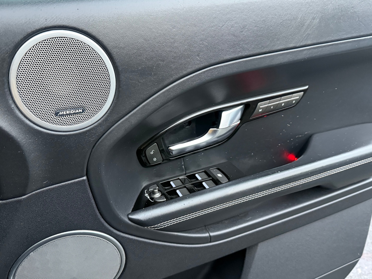 Used Land Rover Range Rover Evoque 2012 for sale - 77012932: Photo 32