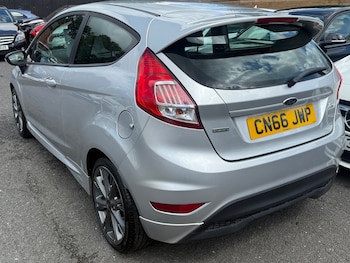 Used Ford Fiesta 2016 for sale - 75263301: Photo