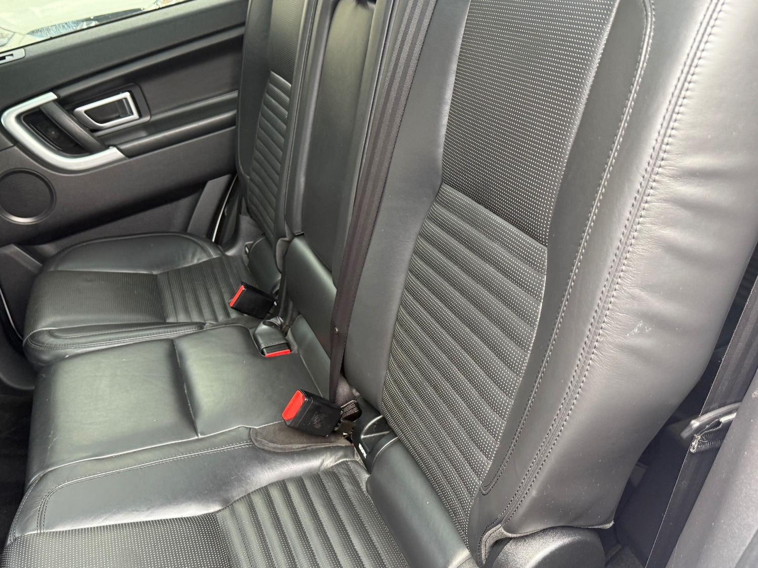 Used Land Rover Discovery Sport 2016 for sale - 76331133: Photo 40