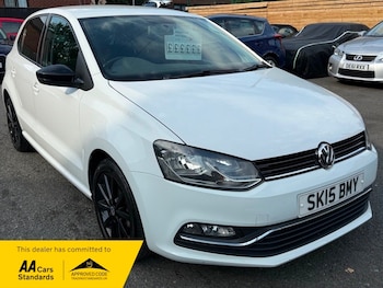 Used Volkswagen Polo 2015 for sale - 75561843: Photo
