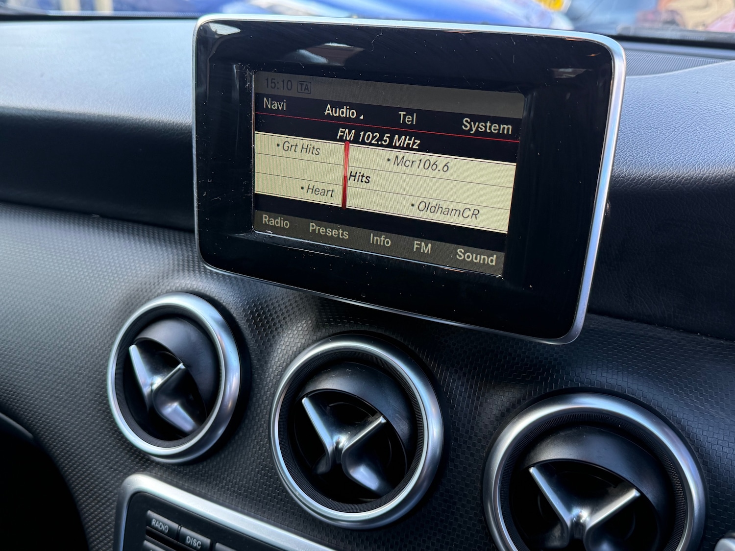 Used Mercedes-Benz A-Class 2015 for sale - 77733372: Photo 24