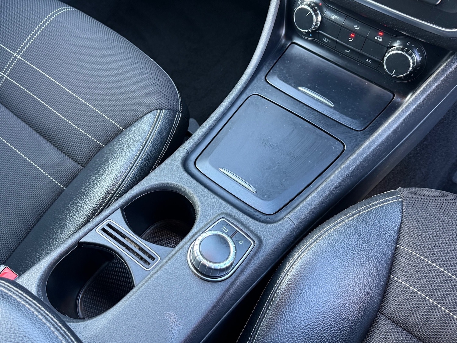 Used Mercedes-Benz A-Class 2015 for sale - 77733372: Photo 28