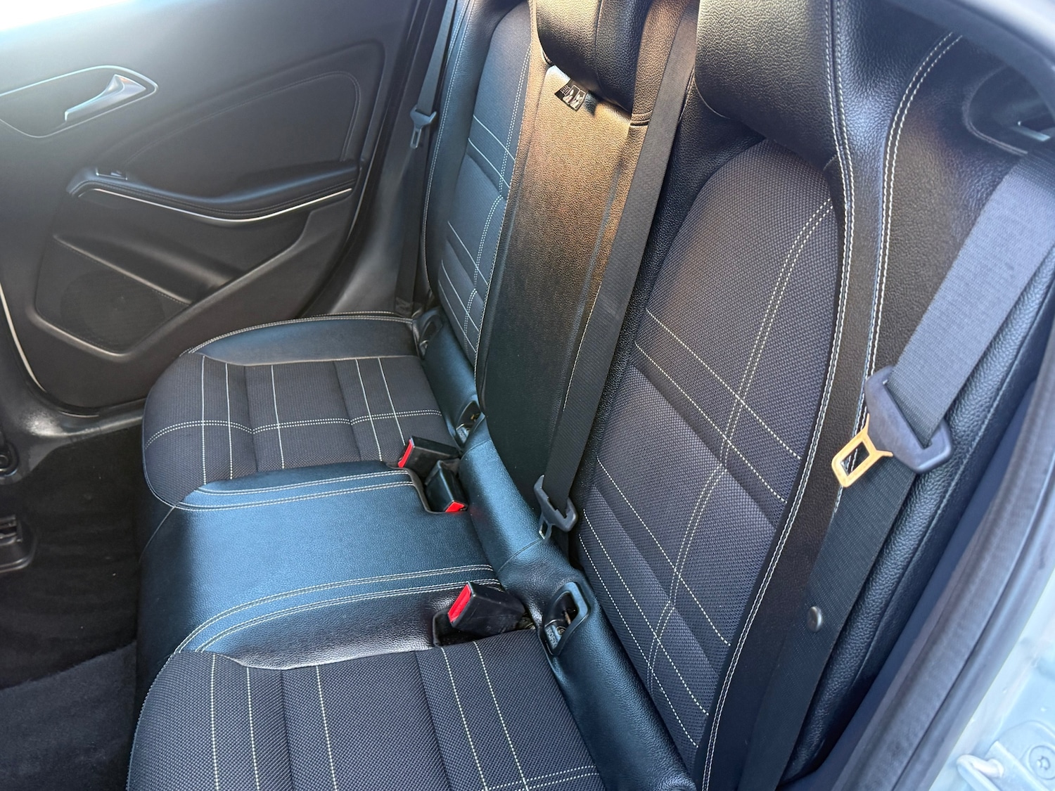 Used Mercedes-Benz A-Class 2015 for sale - 77733372: Photo 39