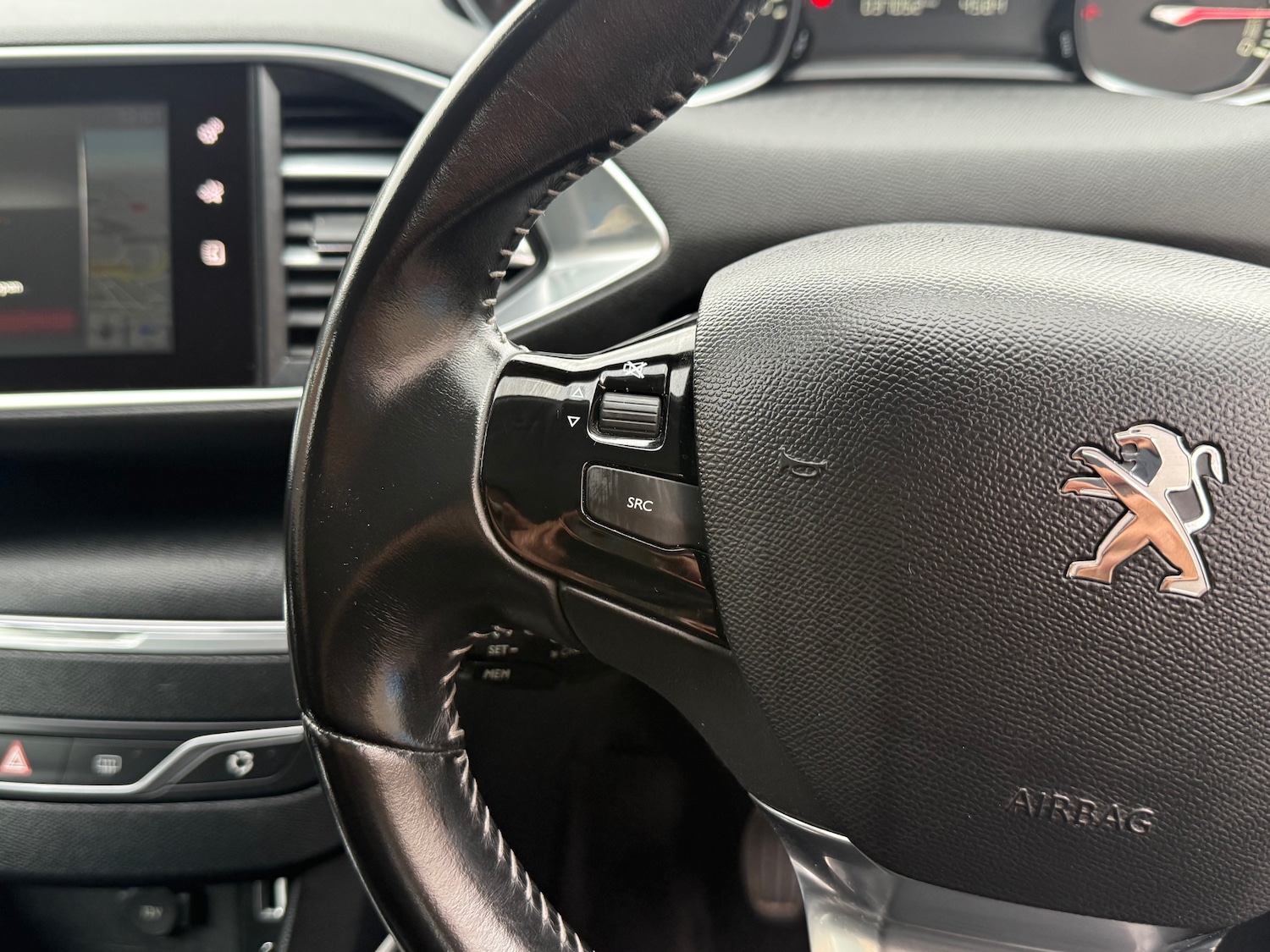 Used Peugeot 308 2015 for sale - 76277051: Photo 20