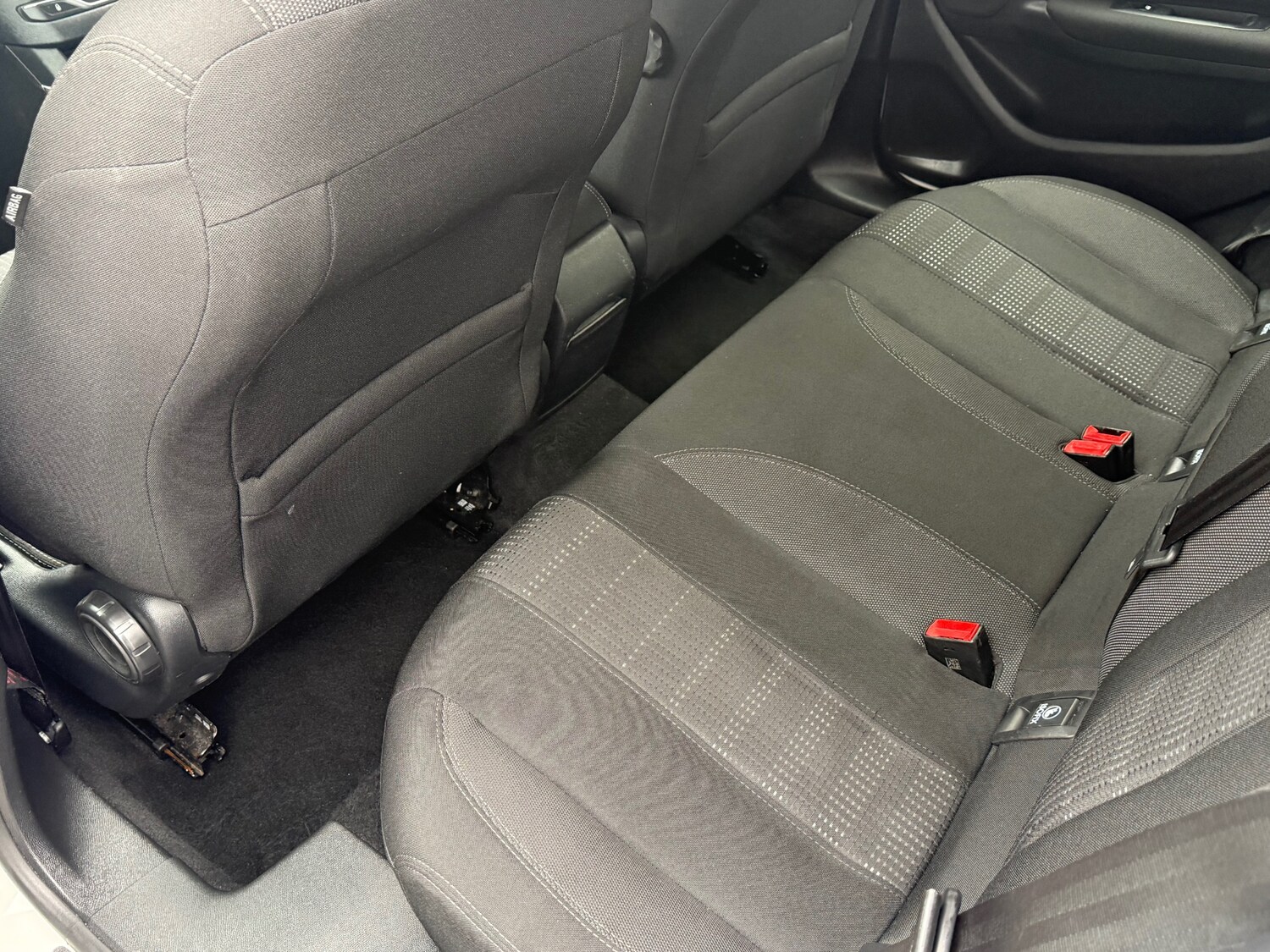 Used Peugeot 308 2015 for sale - 76277051: Photo 36