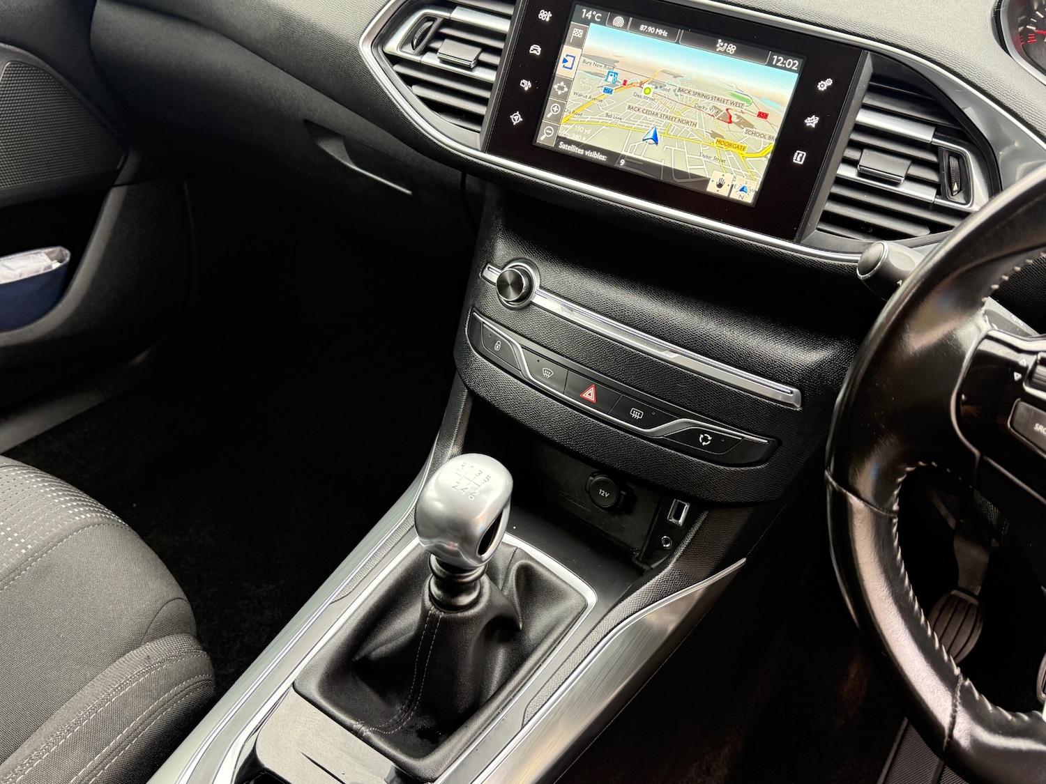 Used Peugeot 308 2015 for sale - 76277051: Photo 6