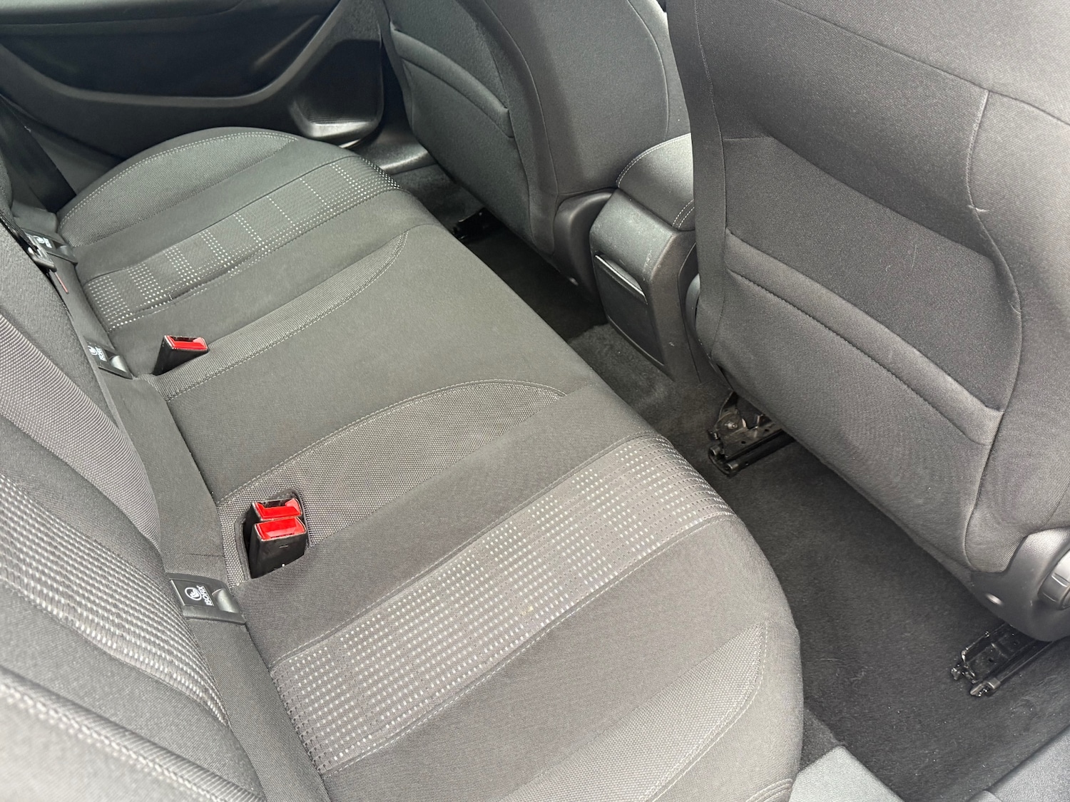 Used Peugeot 308 2015 for sale - 76277051: Photo 8