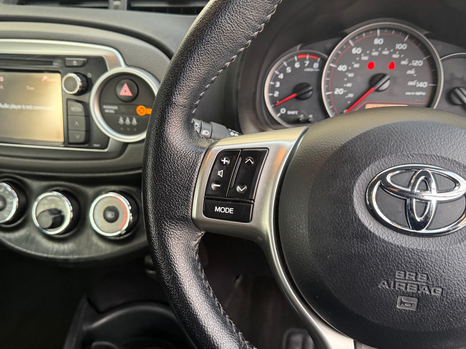 Used Toyota Yaris 2012 for sale - 77199222: Photo 20