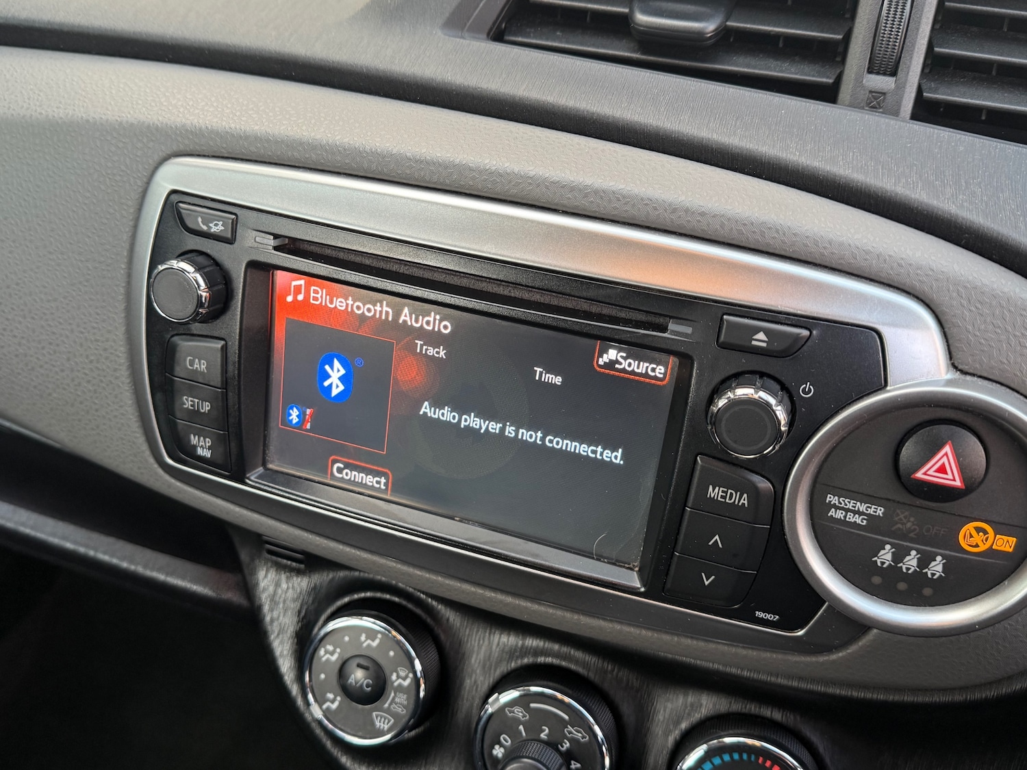 Used Toyota Yaris 2012 for sale - 77199222: Photo 21