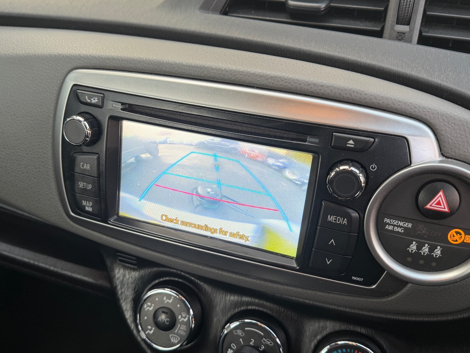 Used Toyota Yaris 2012 for sale - 77199222: Photo 22