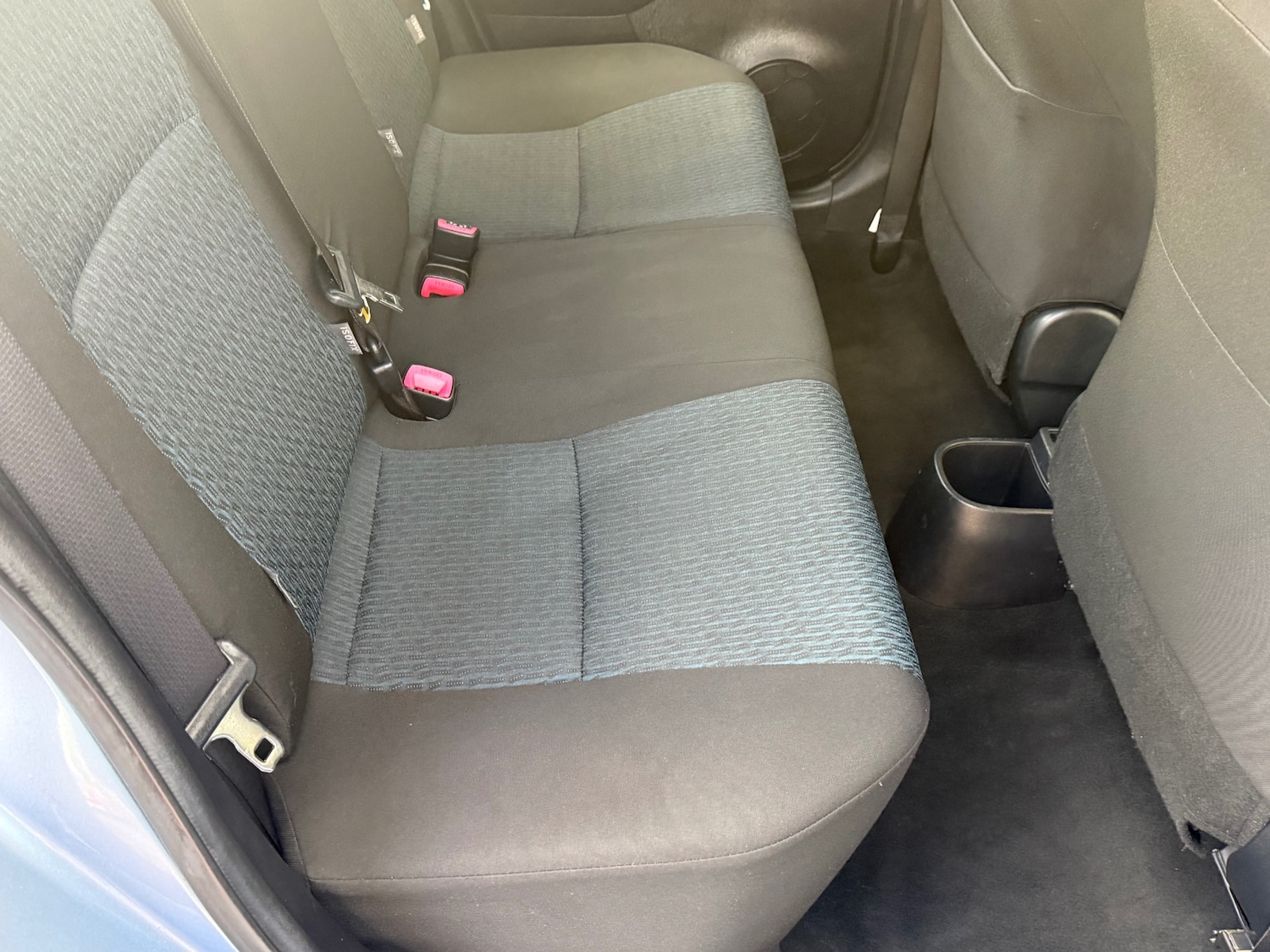 Used Toyota Yaris 2012 for sale - 77199222: Photo 33