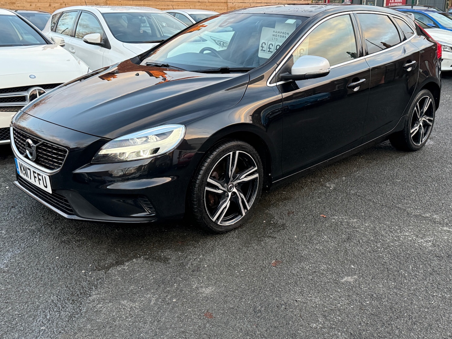 Used Volvo V40 2017 for sale - 77005548: Photo 10