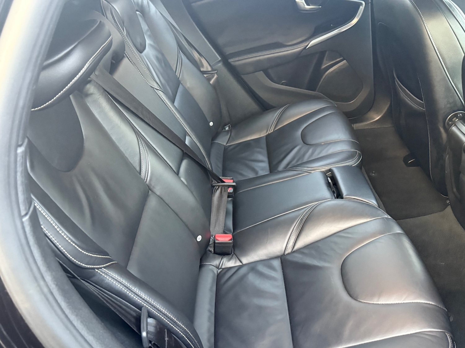 Used Volvo V40 2017 for sale - 77005548: Photo 36