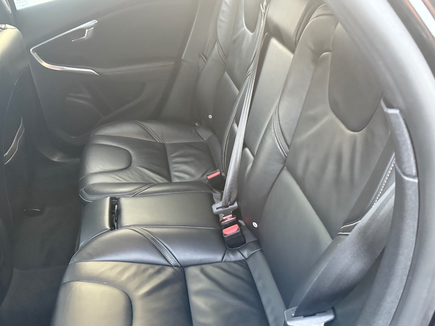 Used Volvo V40 2017 for sale - 77005548: Photo 37