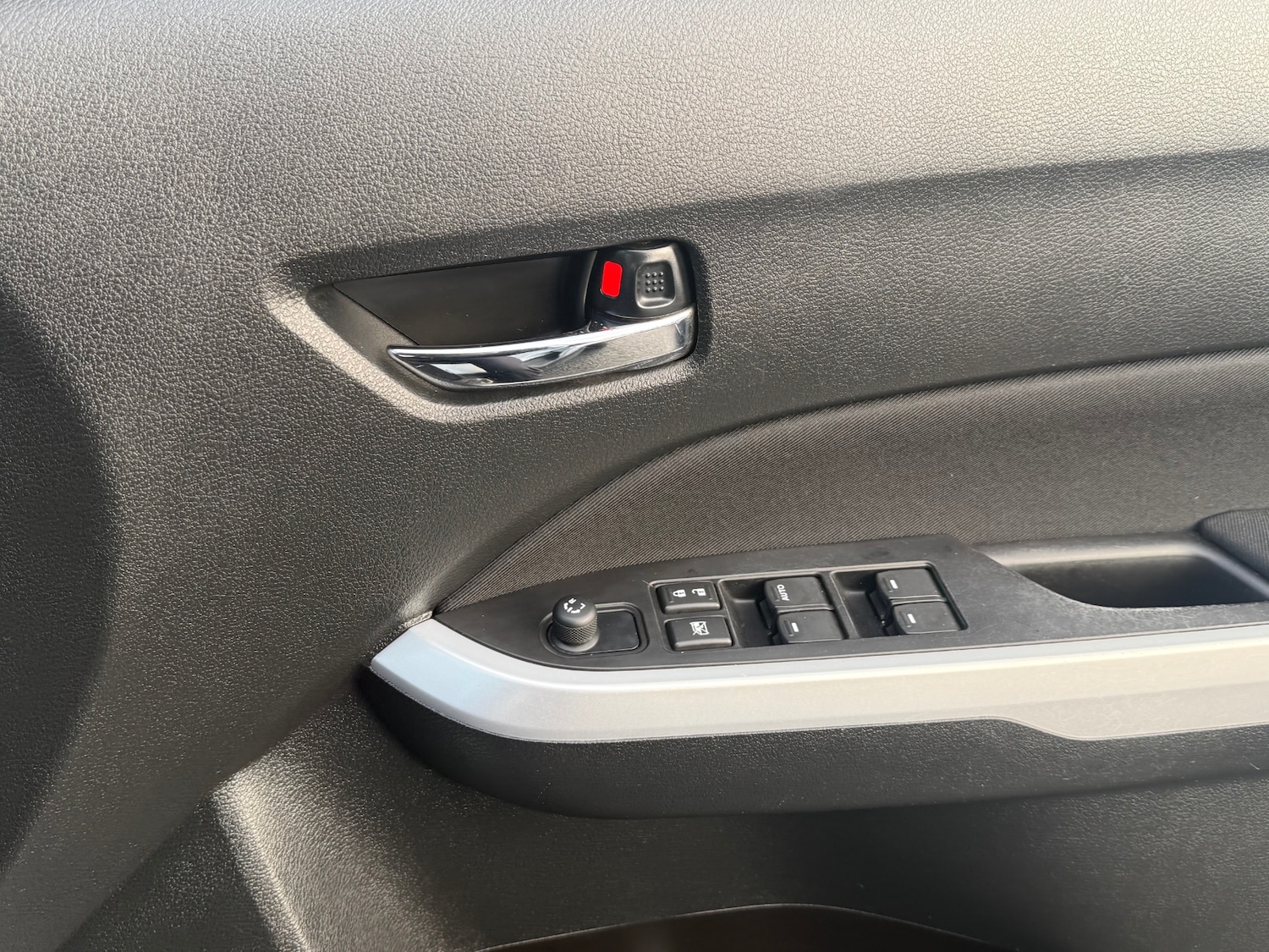 Used Suzuki Vitara 2016 for sale - 77001929: Photo 28