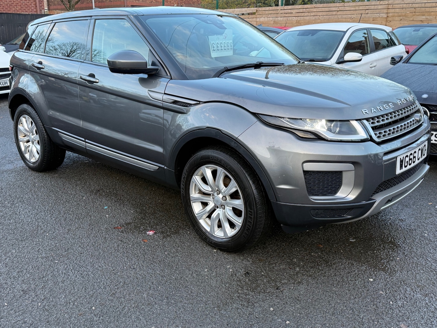 Used Land Rover Range Rover Evoque 2016 for sale - 76780400: Photo 9