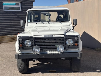 Used Land Rover Defender 90 2009 for sale - 78374438: Photo