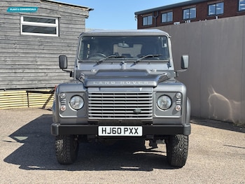 Used Land Rover Defender 2010 for sale - 78424342: Photo
