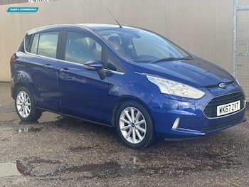 2017 - 1.6 Titanium Navigator 5dr Powershift