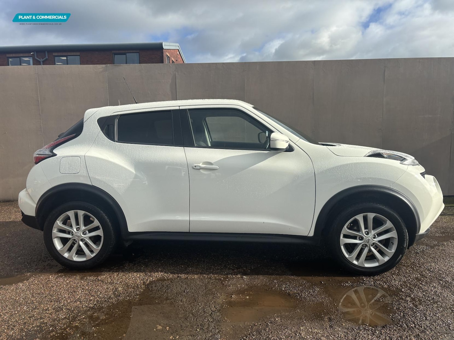 Used Nissan Juke 2017 for sale - 76367263: Photo 1
