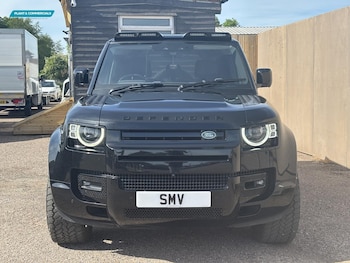 Used Land Rover Defender 2022 for sale - 79460009: Photo