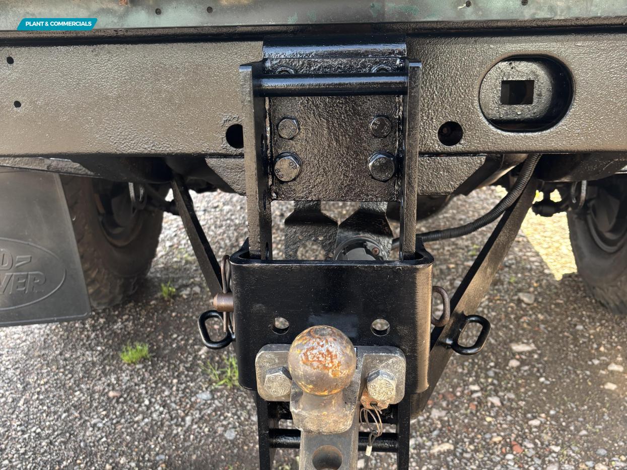 Used Land Rover Defender 130 2014 for sale - 76055981: Photo 3